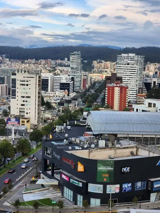 Apartamento Lujo, Seguirdad Y Diversion Quito